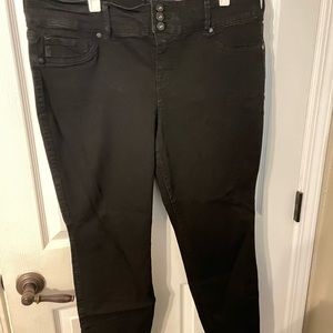 Black torrid skinny jeans